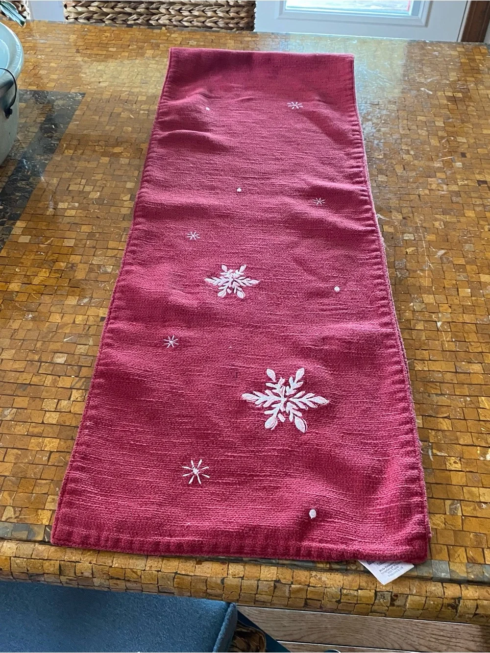 Vintage Longaberger cotton blend red white snowflakes Christmas table runner